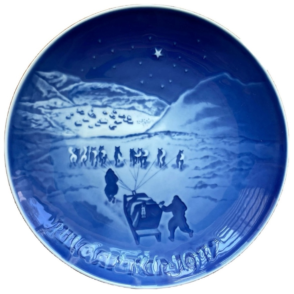 Bing & Grondahl 1972 Christmas Plate Christmas in Greenland